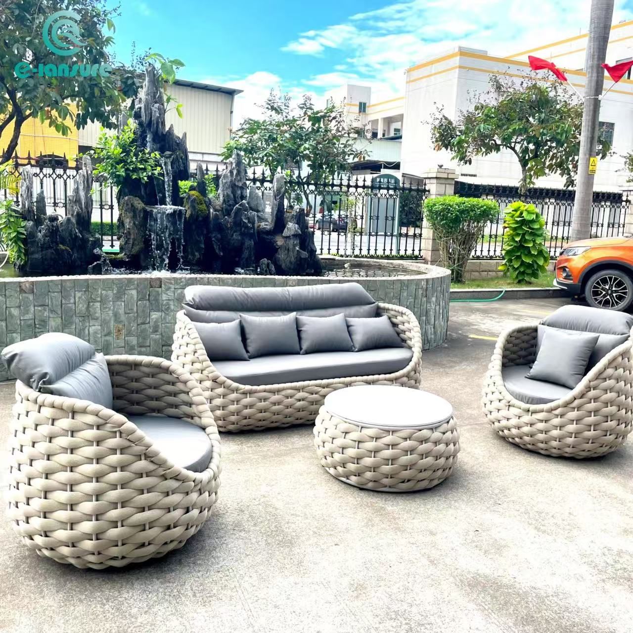 New Design Outdoor Rope Furniture Simple Aluminum Frame Weaving Garden Patio Sofa Set for Home and Hotel